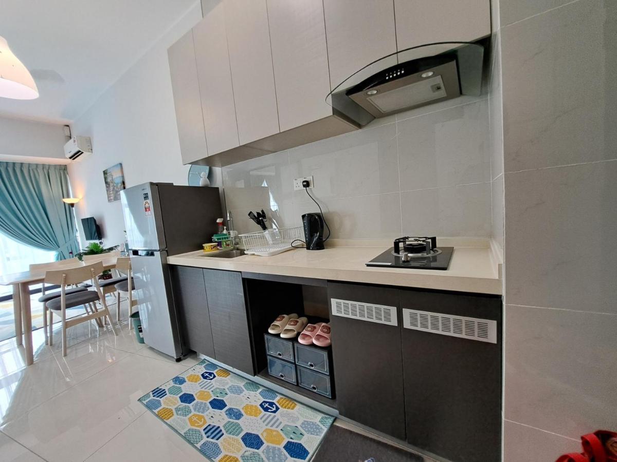 Cozy Home Country Garden At Dangabay Of Jb, Free Wifi And Streaming Johor Bahru Luaran gambar